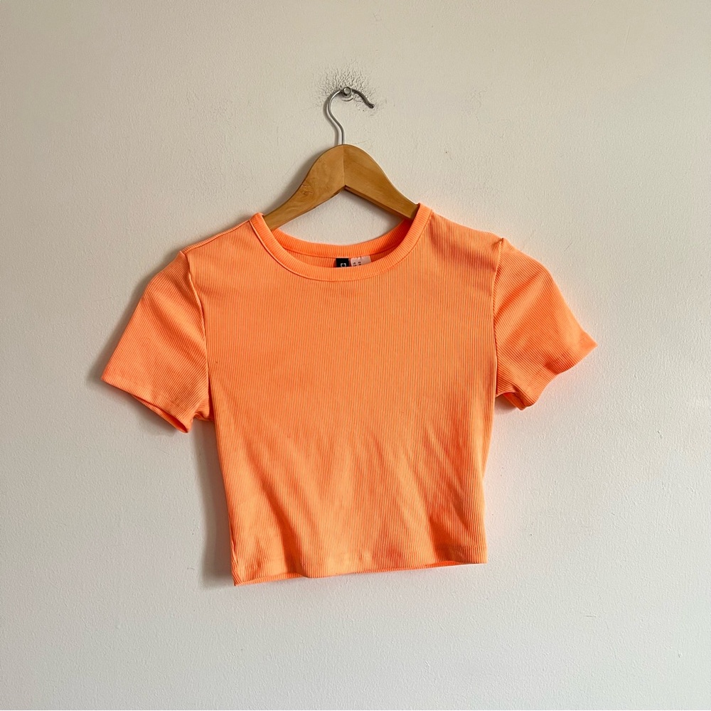 H&M Ribbed Short Sleeve Crop Top in Orange